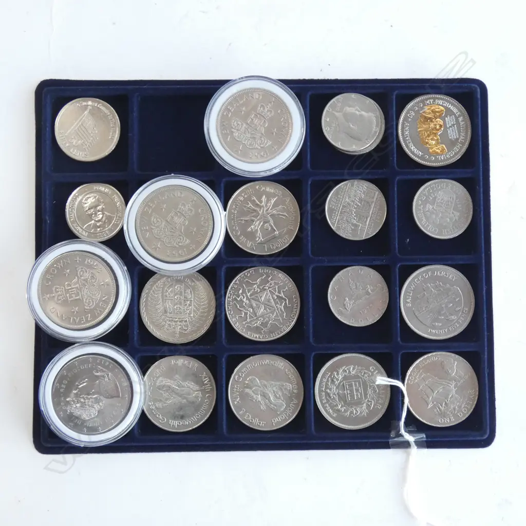 TRAY OF MAINLY UNC COINS. 3X 1953 CROWNS. 2012 CROWN ETC Image 1++