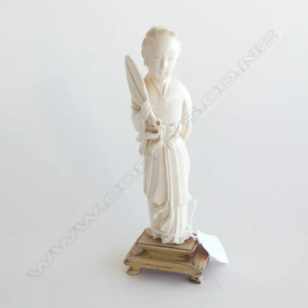 CARVED IVORY CHINESE GODDESS OF HAPPINES 'QUAN YEN' - w WOODEN STAND H. 185MM Image 1++