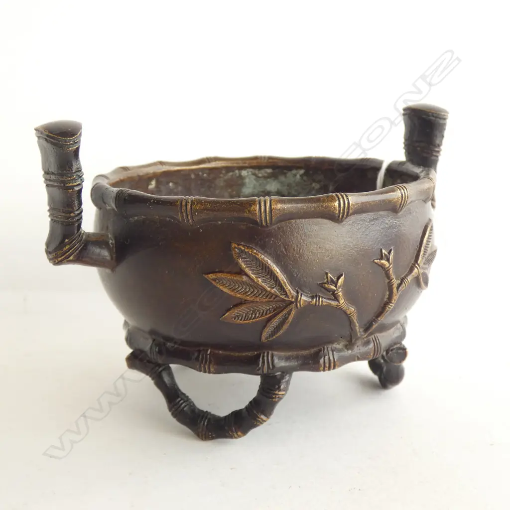 CHINESE BRONZE INCENSE BURNER 95mm dia Image 1++