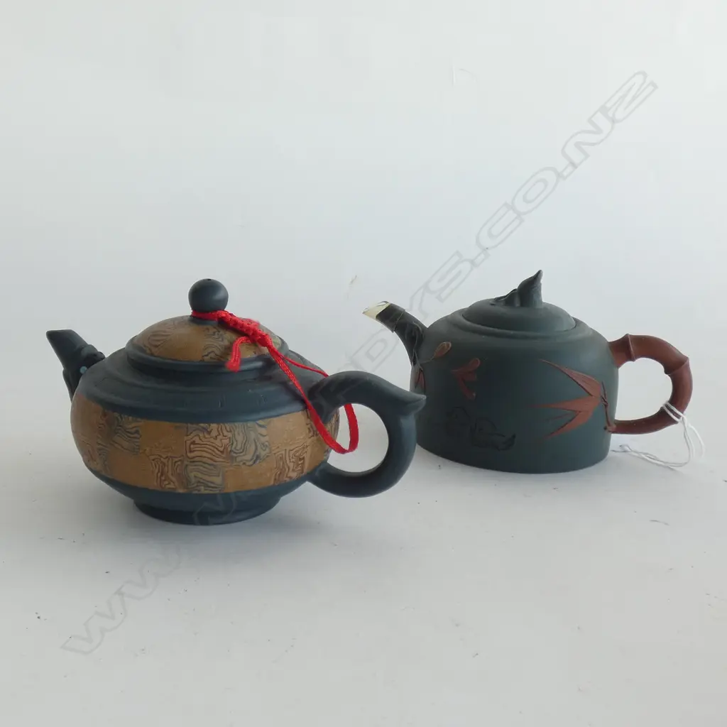 2 CHINESE YIXING WARE TEAPOTS 1 AF Image 1++