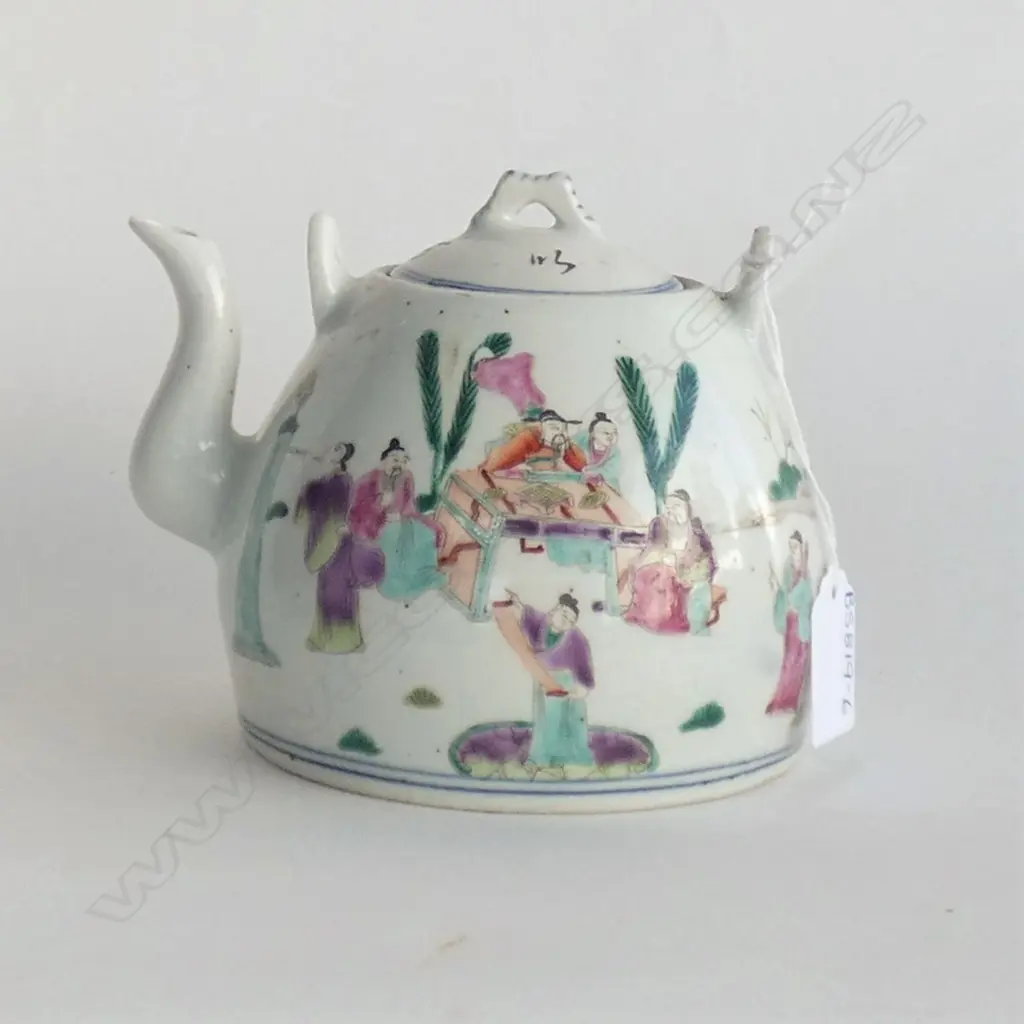 CHINESE QING STYLE FAMILE ROSE TEAPOT (MESH HANDLE MISSING) H. 140MM Image 1++