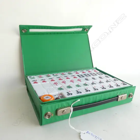 MAH JONG SET
