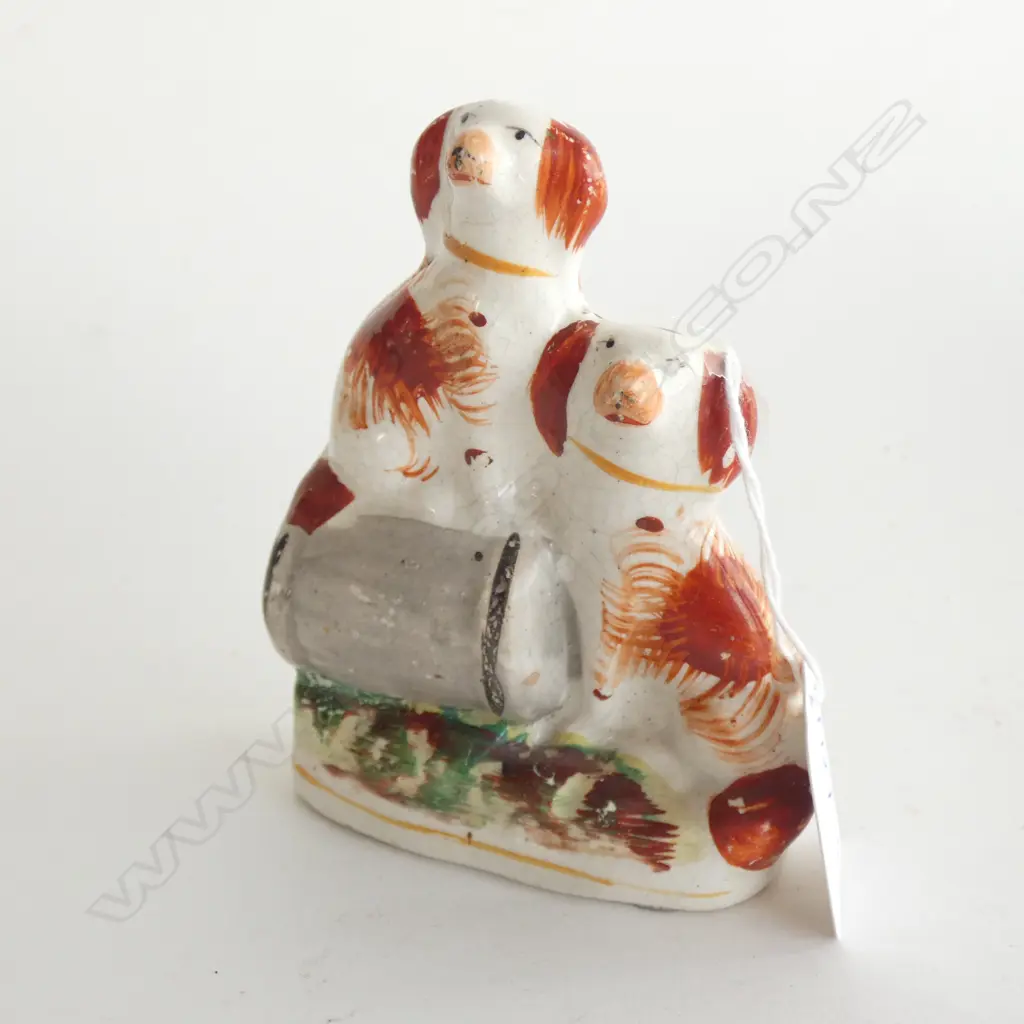(17815) VICT. STAFFORDSHIRE DOGS WITH BARREL GROUP H.108mm. Image 1++
