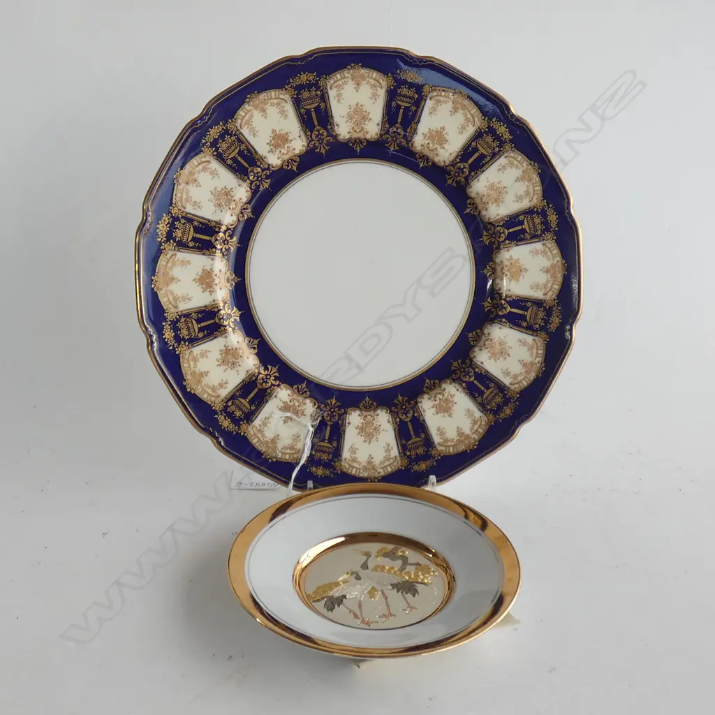 2 PLATES; ROYAL DOULTON COBALT & GOLD GILDED DIA 270MM + LTD ED CHOKIN PLATE w CERTIFICATE (DIA  152MM) Image 1++
