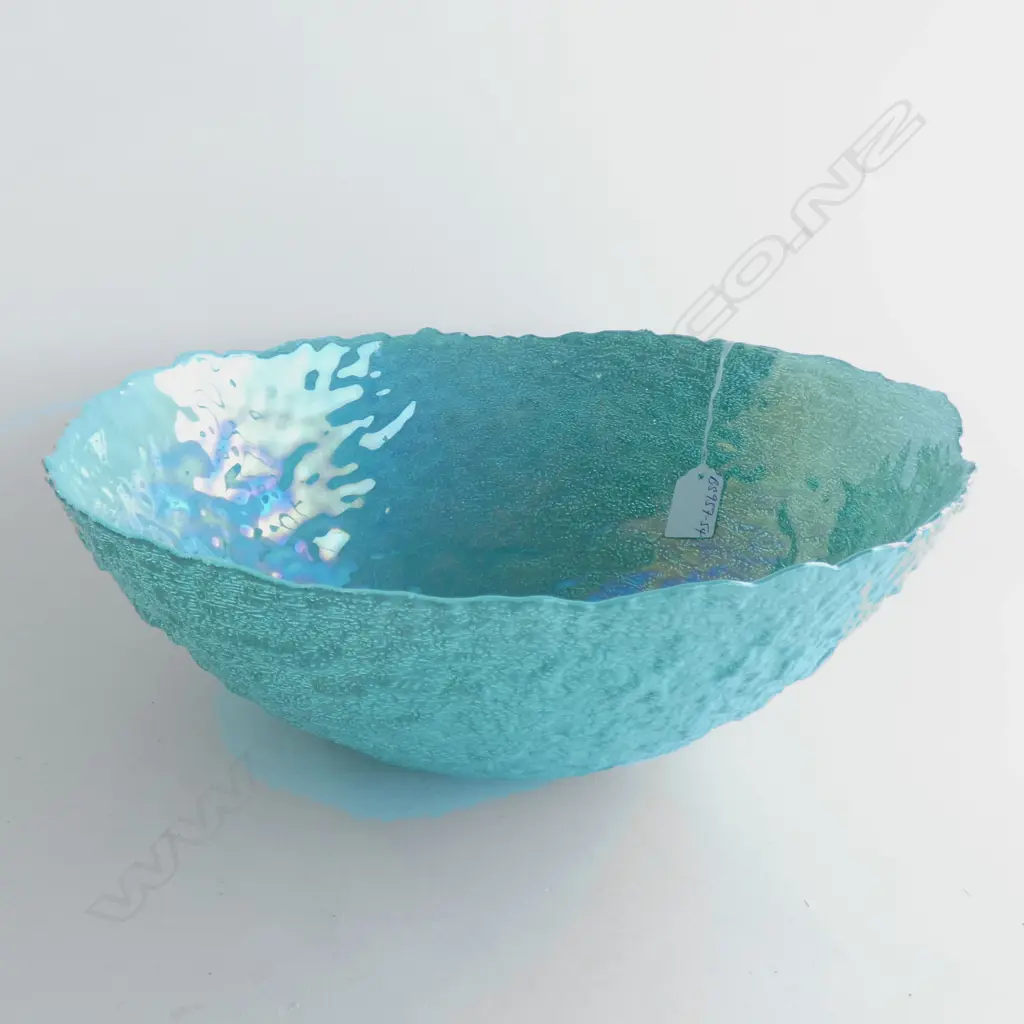 LGE IRREDESCENT ART GLASS BOWL TEXTURED EXTERIOR DIA.320mm  Image 1++