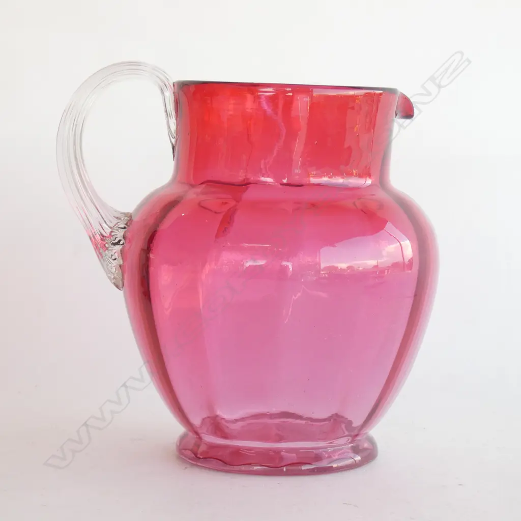 VICTORIAN CRANBERRY GLASS JUG CLEAR HANDLE H.170mm Image 1++
