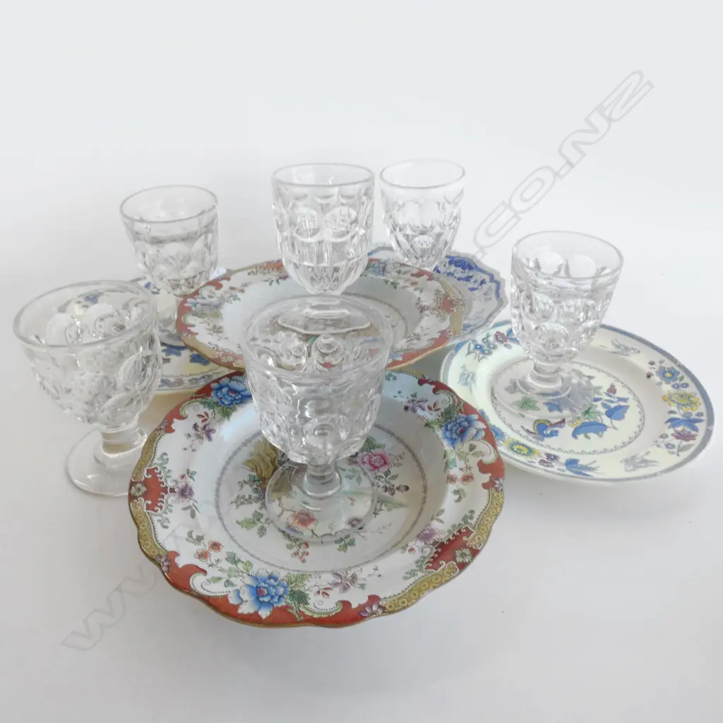 5 OLD PLATES INCL SPODE IRONSTONE (DIA 225MM) + 6 VICTORIAN  STEMMED GLASSES H  135MM (1 A/F) Image 1++