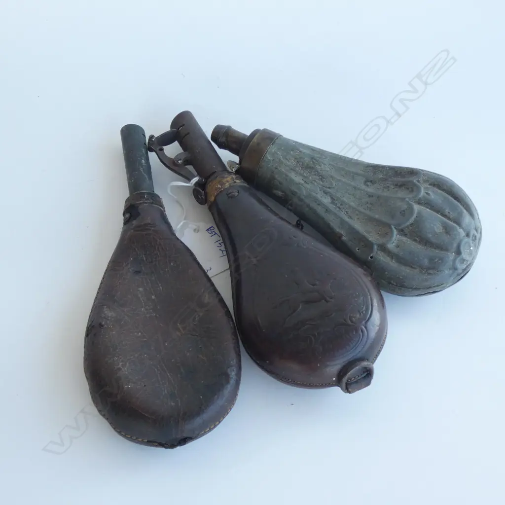 3 VINTAGE SHOT POWDER CANISTERS Image 1++