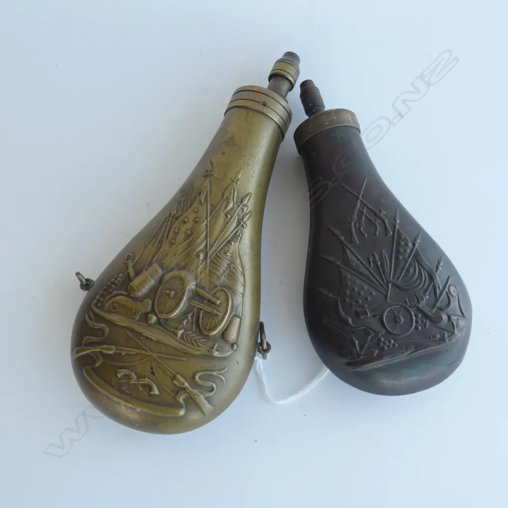 2 SHOT POWDER CANISTERS POSSIBLY ITALIAN L.220mm Image 1++