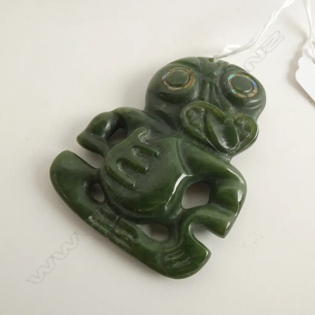 CONTEMPORARY SMALL POUNAMU HEI TIKI w PAUA INLAID RING EYES. H.73mm Image 1++