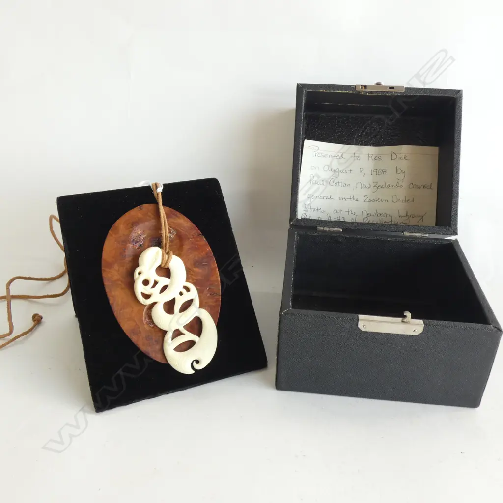 HEI MANAIA w. PROVENANCE...  Image 1++