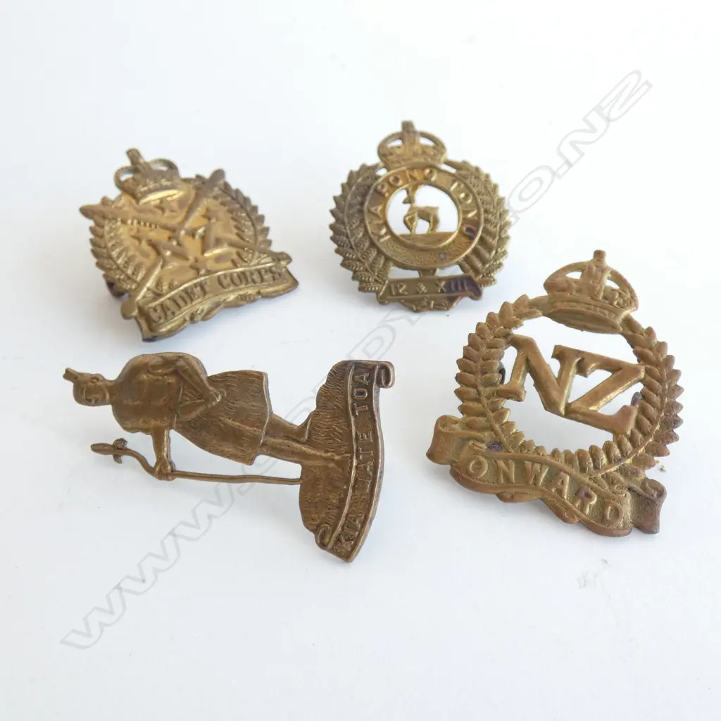 4 ASST. NZ WWI BADGES; MAORI CHIEF ETC Image 1++