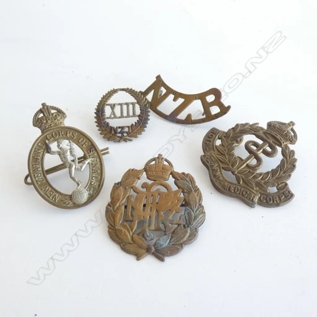 5 ASST. NZ WWI BADGES; MED. CORPS, SIGNALS, ETC Image 1++