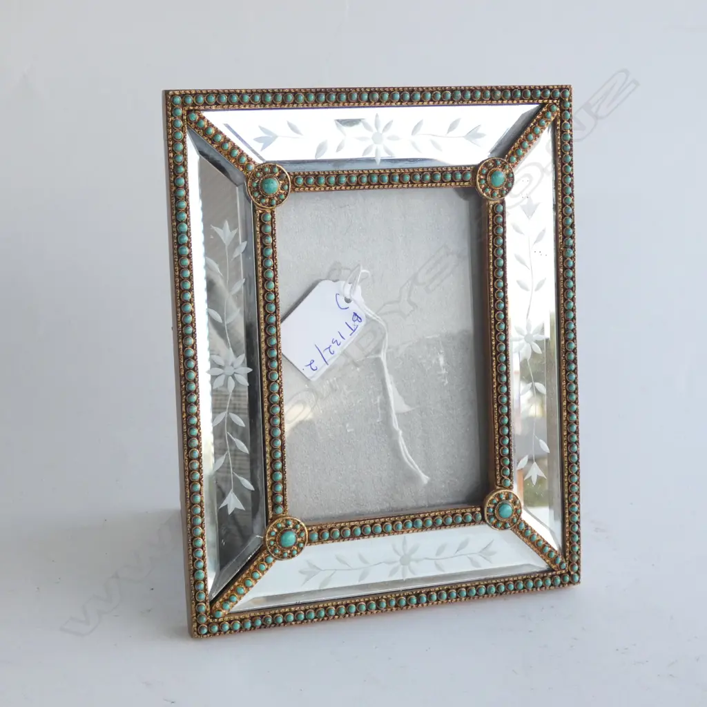MIRRORED GLASS PHOTO FRAME 190x150mm  Image 1++