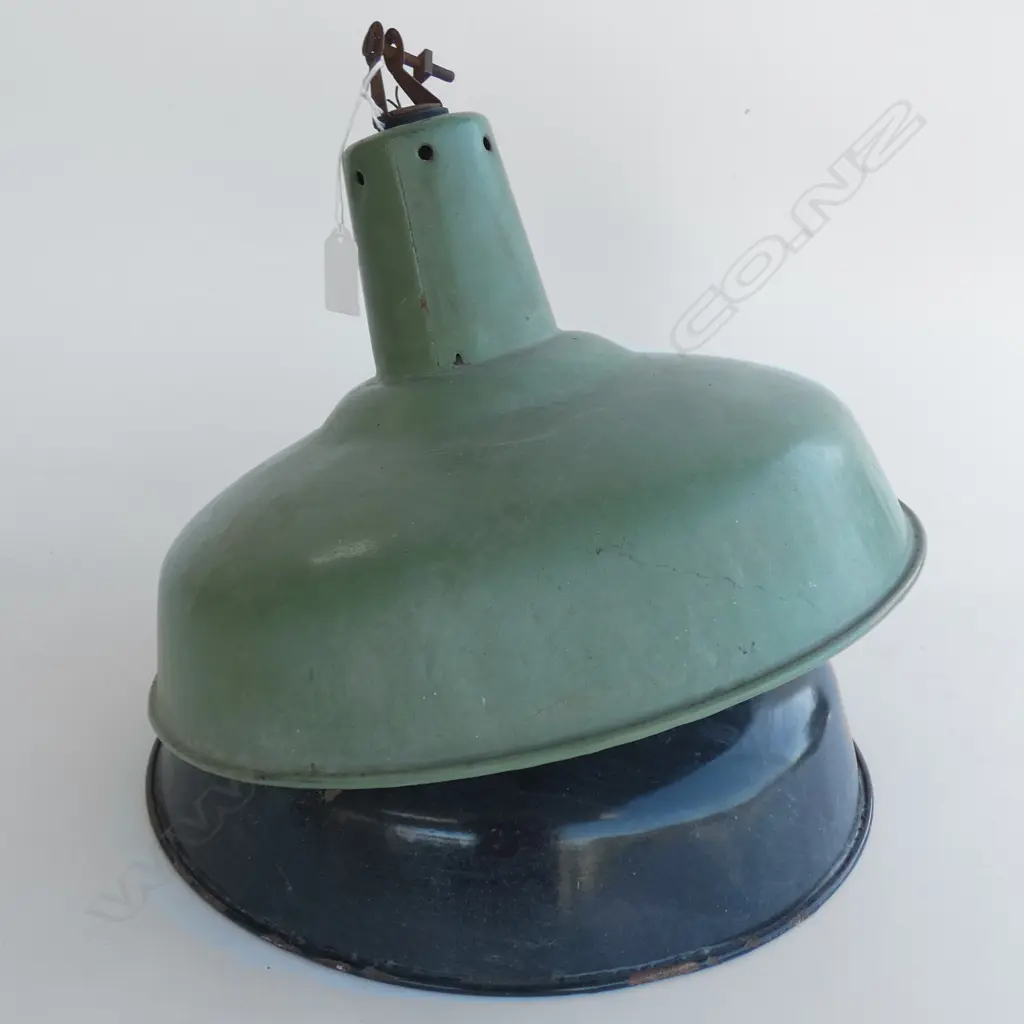 2 INDUSTRIAL LIGHTSHADES D350MM Image 1++