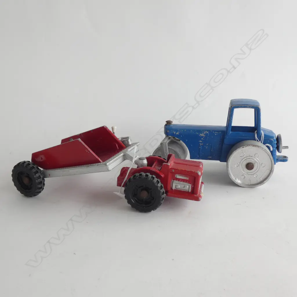 (17811) 2 FUN HO DIE CAST TOYS; 804 DUMPER TRUCK & 805 STEAM ROLLER (SOME AGE WEAR TO PAINT) Image 1++