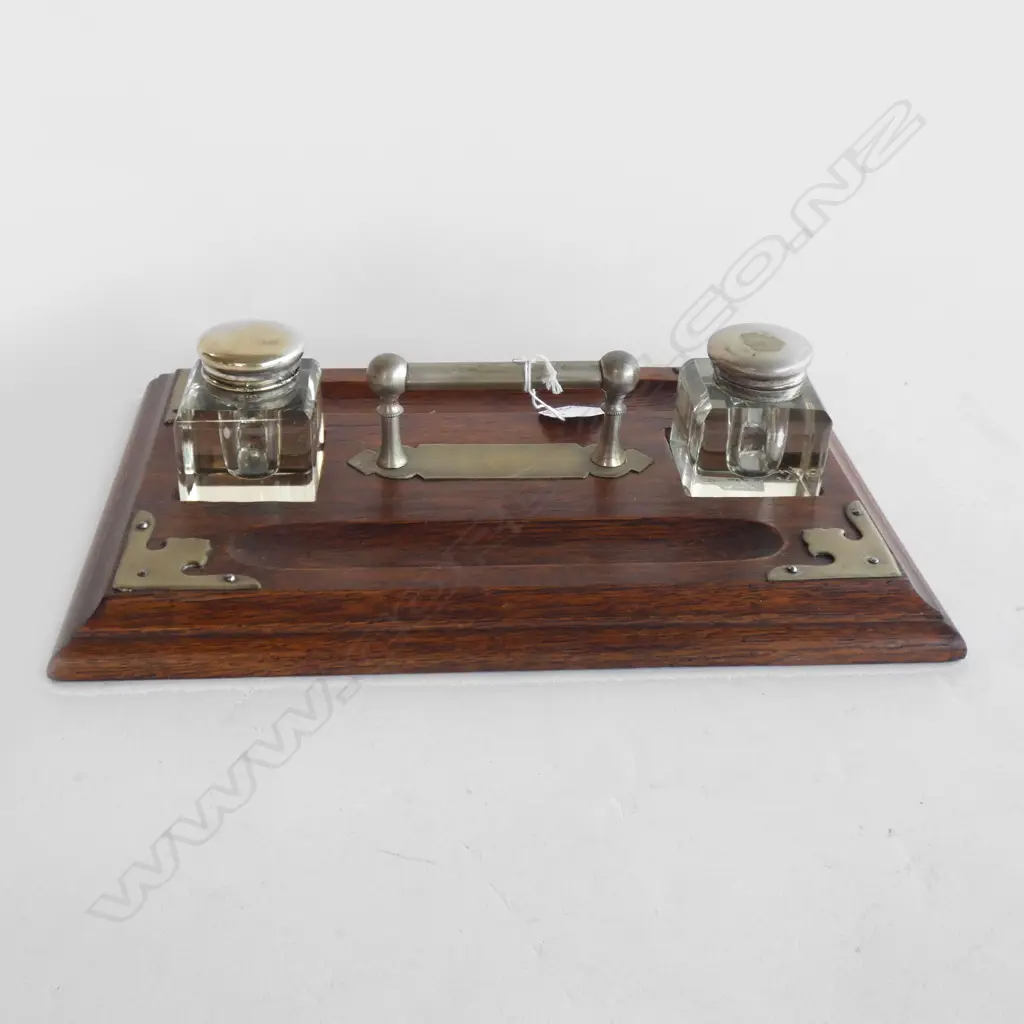 EDWARDIAN OAK DESK STAND 2 GLASS INKWELLS S/PLAYE FITTINGS L.300mm. Image 1++