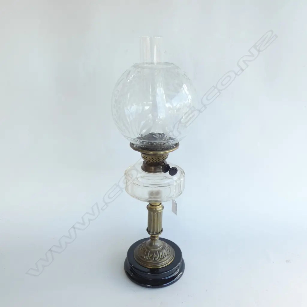 VICTORIAN STYLE DUPLEX GLASS & BRASS OIL LAMP H. 620MM Image 1++