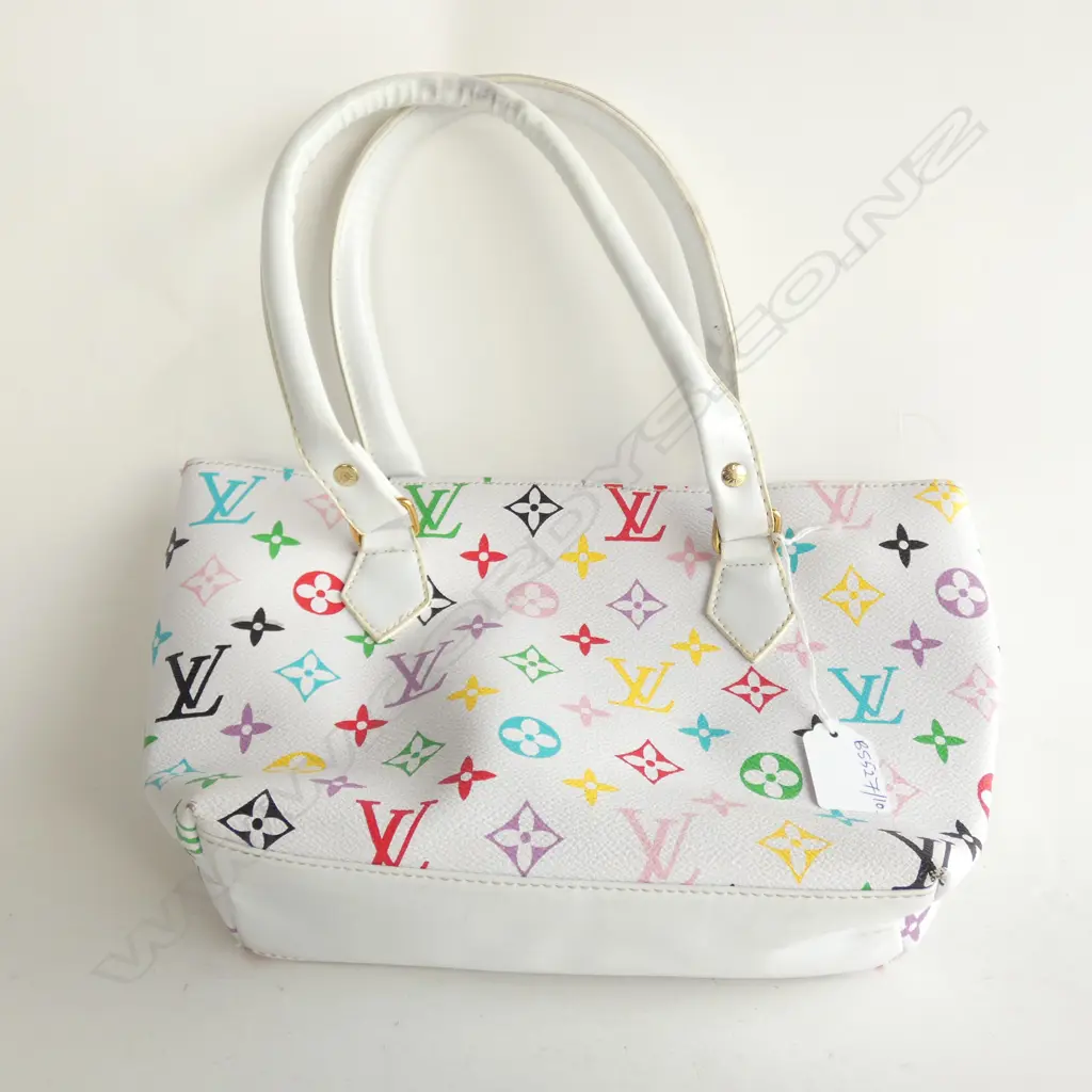 FAUX LOUIS VUITTON BAG W.300mm Image 1++