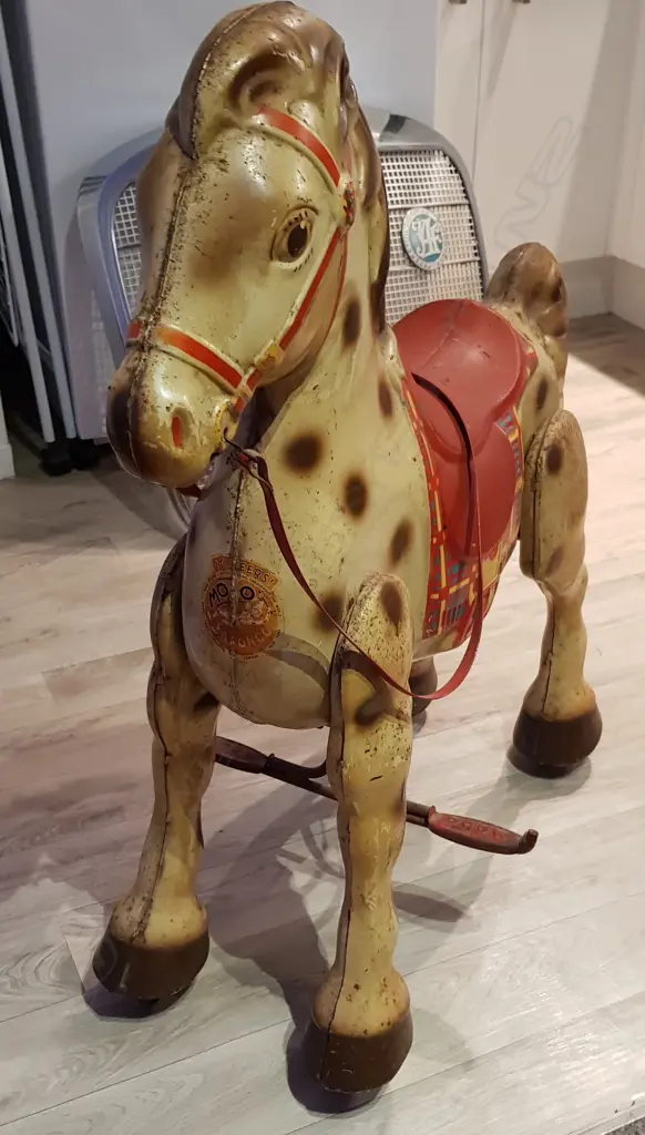 VINTAGE MOBO BRONCO TIN HORSE  Image 1++