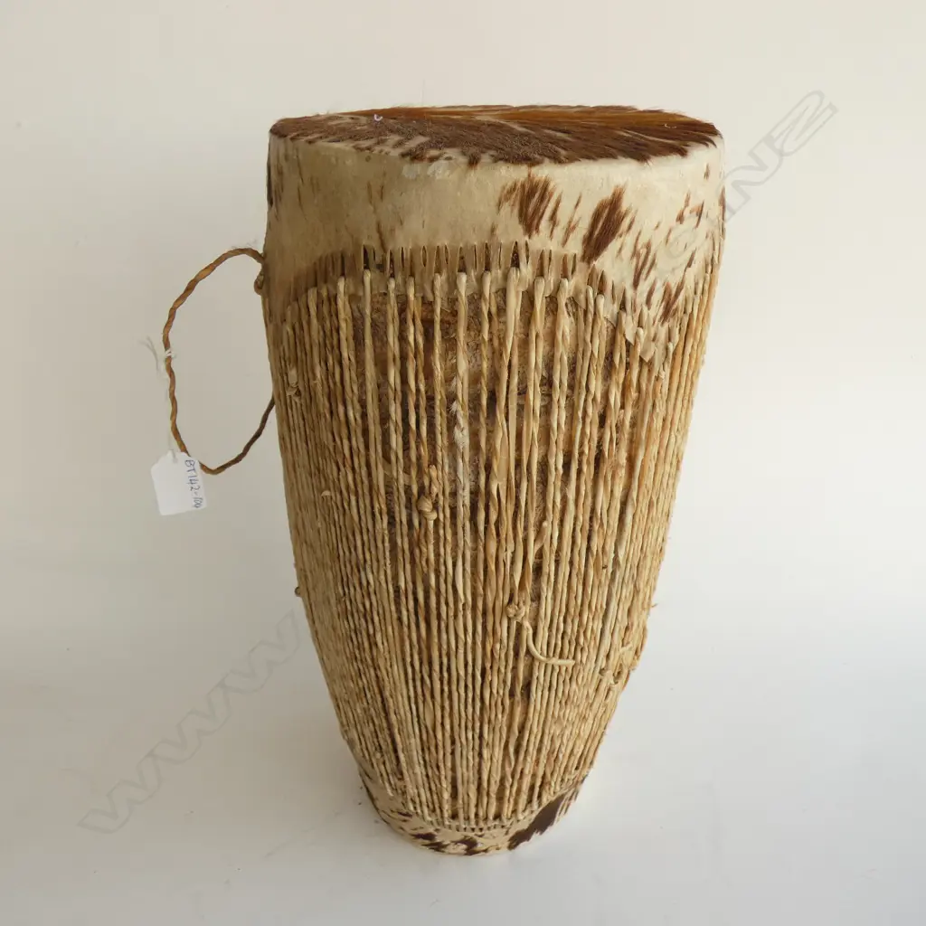ANIMAL SKIN & TWINE COVERED BONGO DRUM H 415 DIA 195MM Image 1++