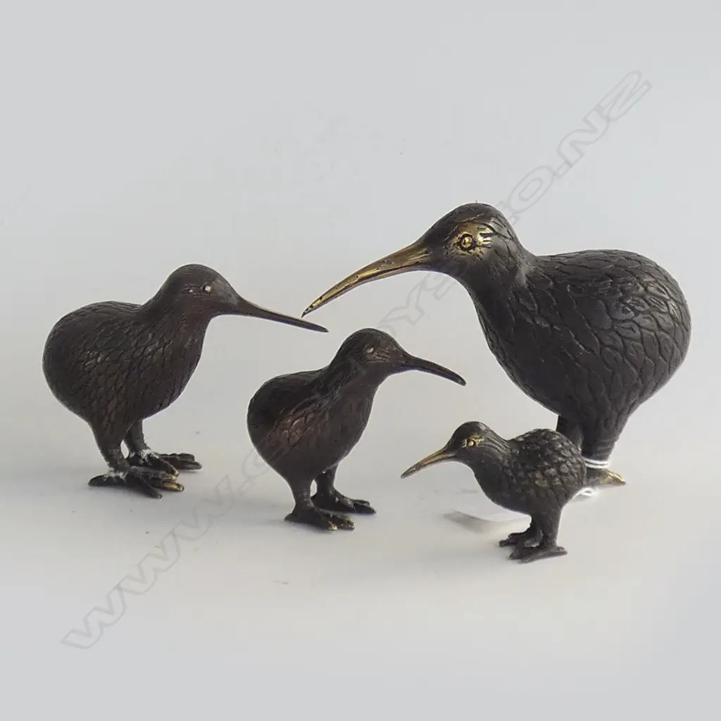 4 BRONZE KIWI LARGEST H 105 Image 1++