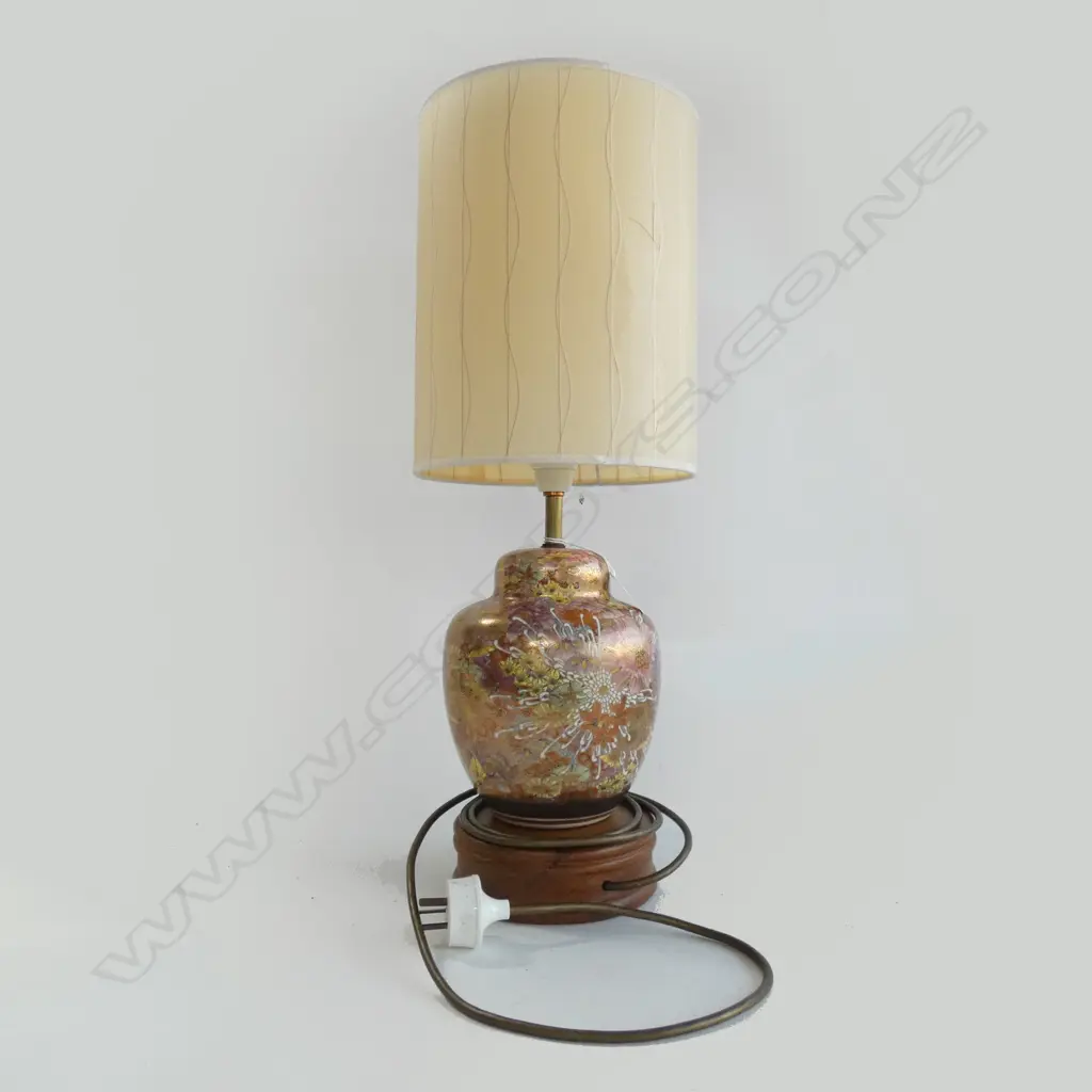 CHINESE FAMILLE ROSE  LAMP H.555mm Image 1++