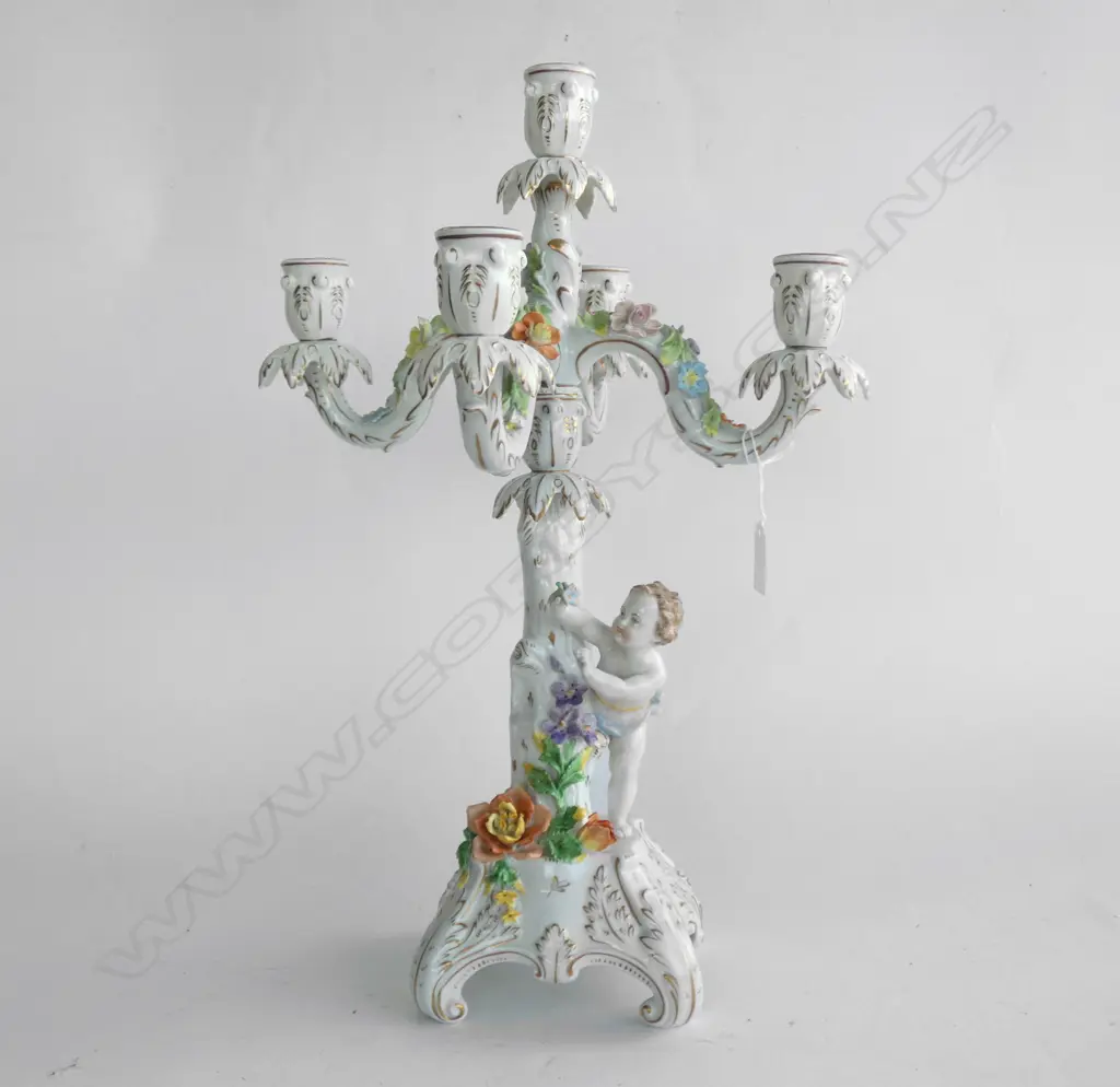 DRESDEN 4 ARM CANDELABRA w. CHERUB H.460mm... Image 1++