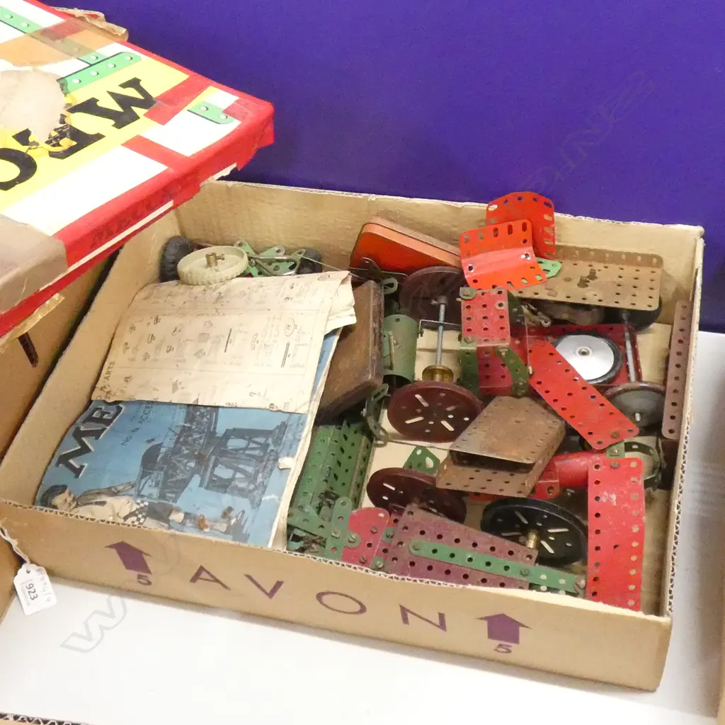 BOX LOT MECCANO  Image 1++