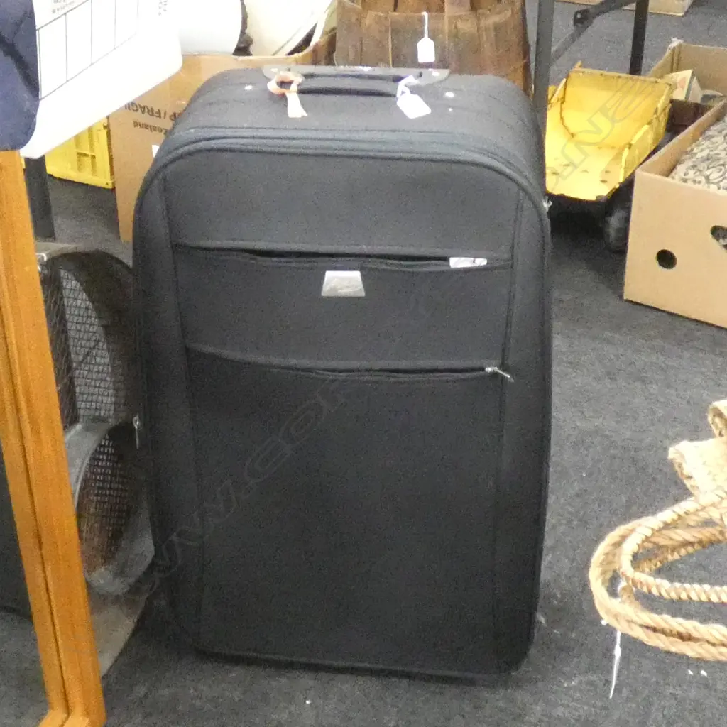 SUITCASE H.660mm Image 1++