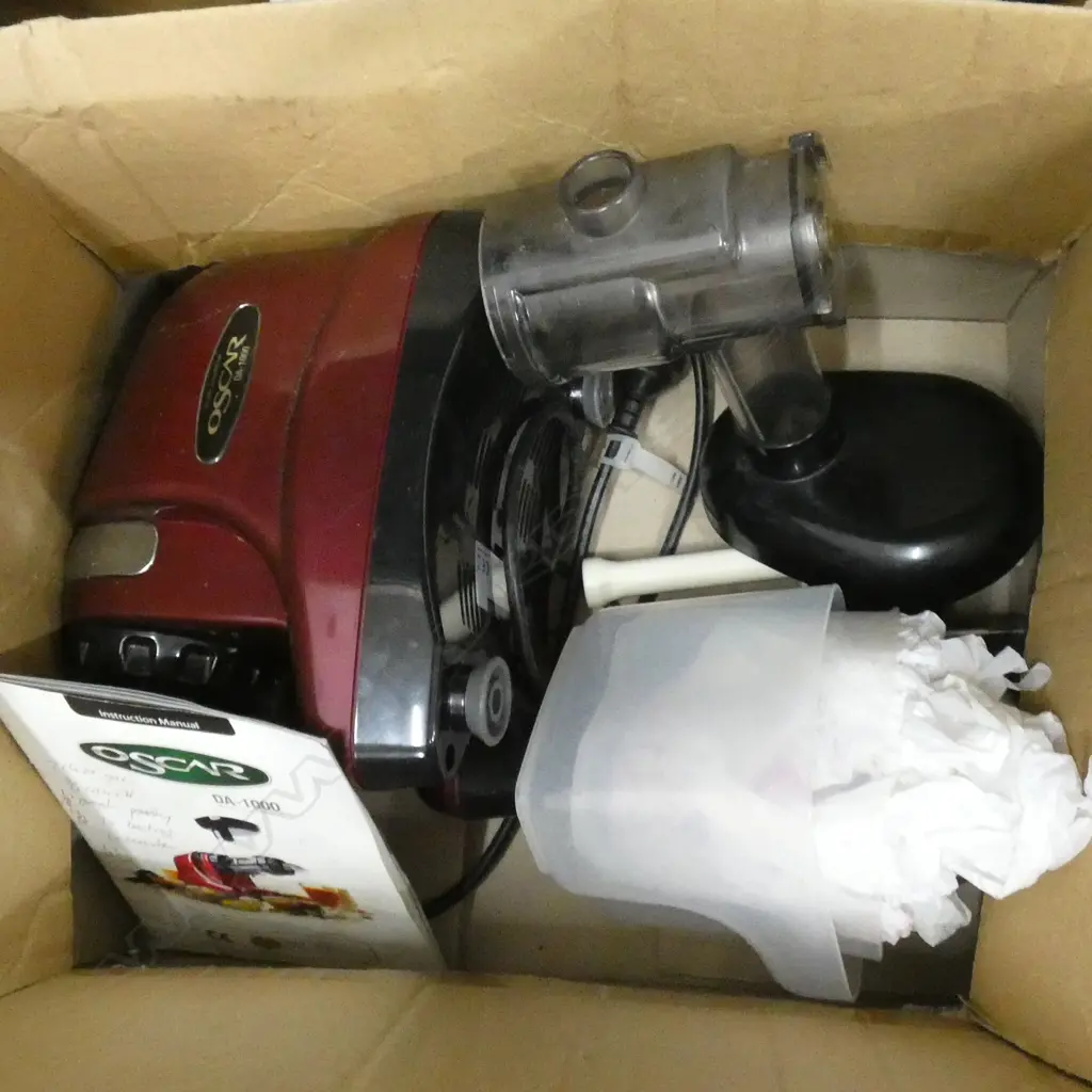 BOX LOT JUICER; OSCAR DA-1000 Image 1++