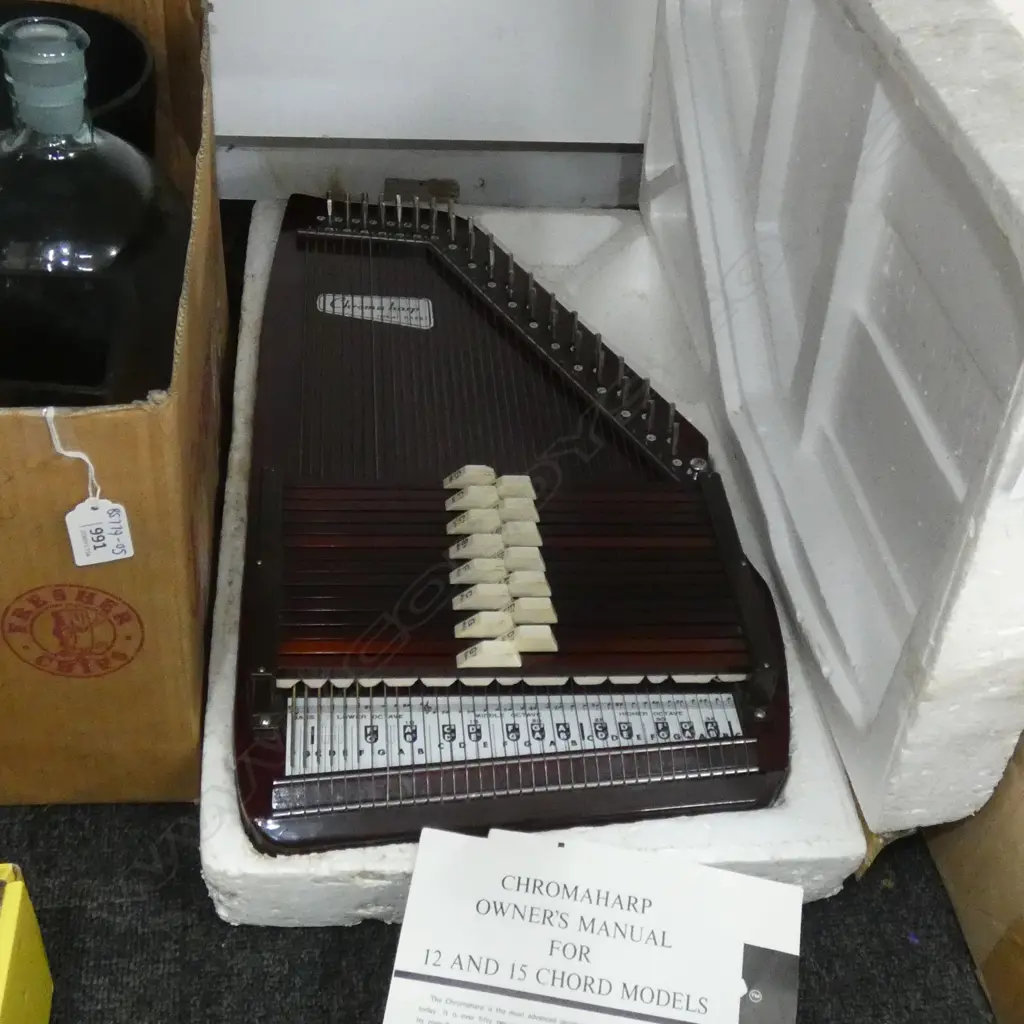 'CHROMAHARP' AUTO HARP Image 1++