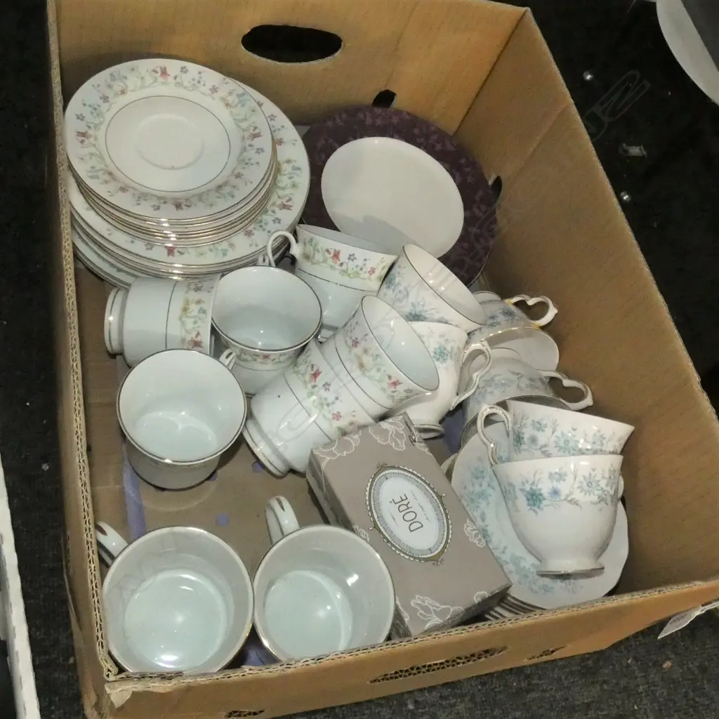 BOX ASST CHINA TEASETS INCL COLCLOUGH ETC Image 1++