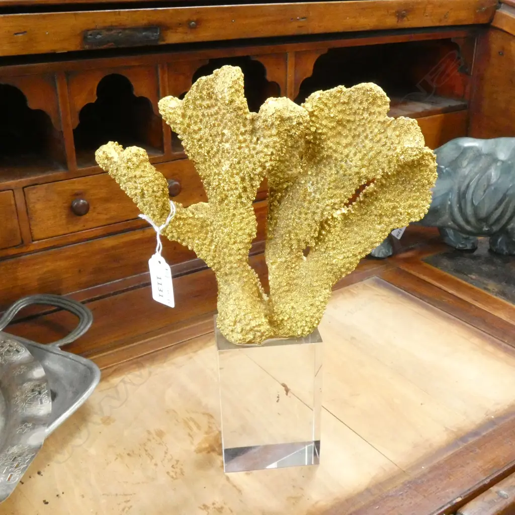 FAUX GOLD CORAL SCULPTURE H.300mm Image 1++