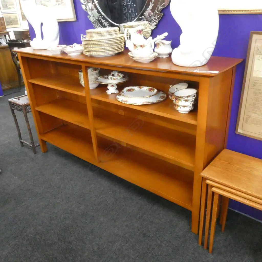 WOODEN ADJUSTABLE BOOKCASE Image 1++