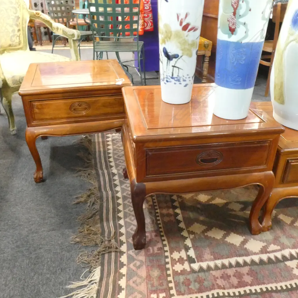 MATCHING PAIR OF ROSEWOOD BEDSIDE TABLES H522 W579 Image 1++