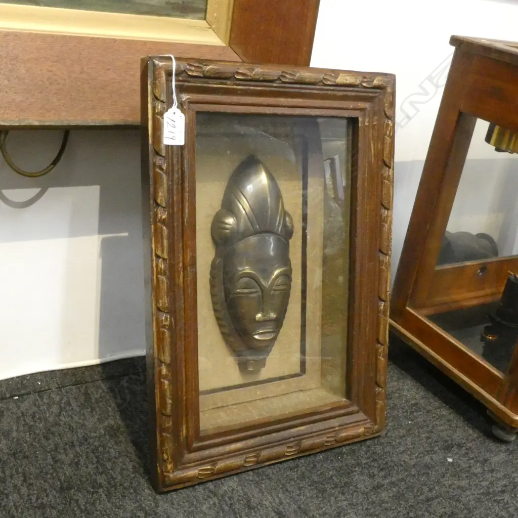 FRAMED AFRICAN BRONZE FACE 340x200mm Image 1++
