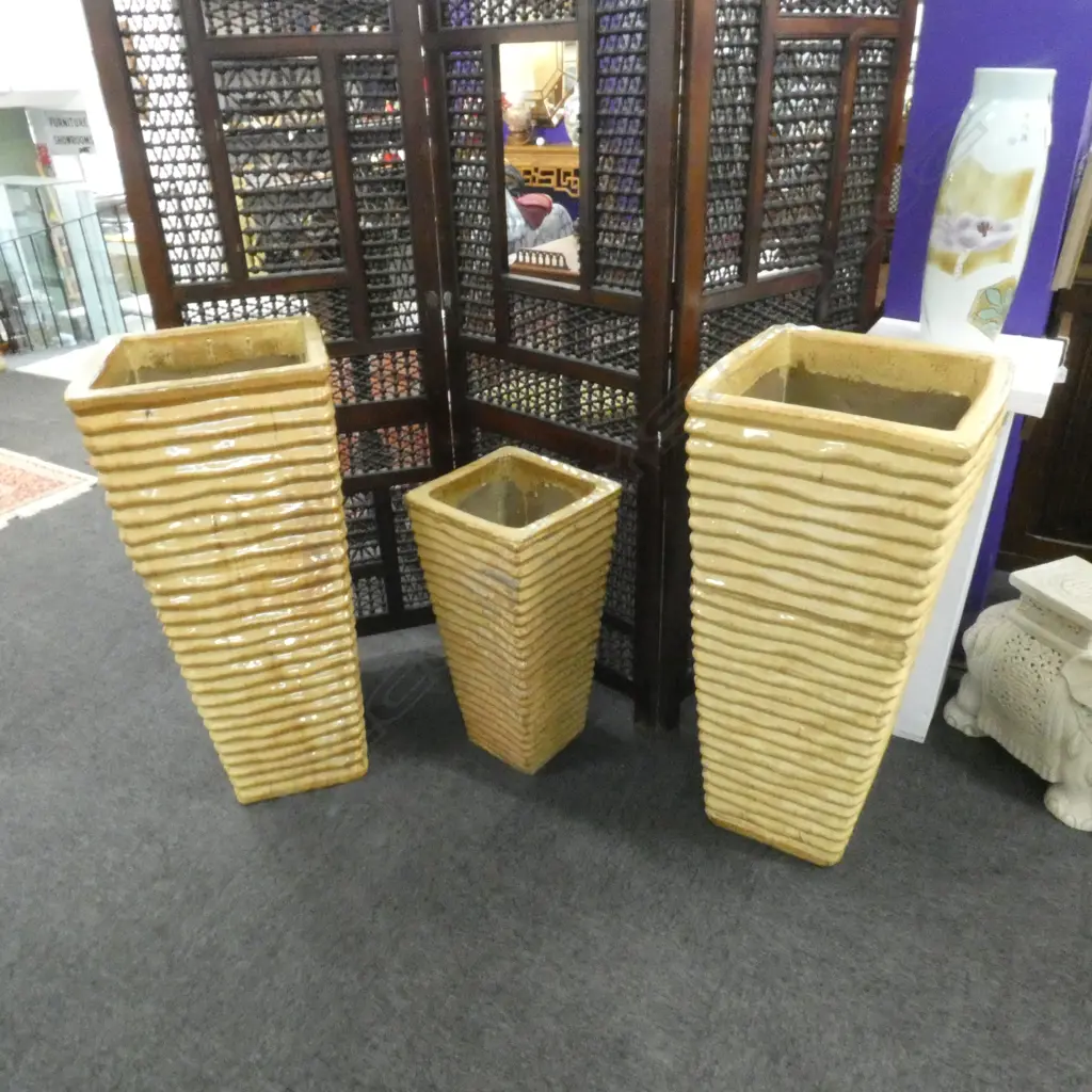 3 CERAMIC POTS; PAIR H.900mm 400mm sq + 1 H.515mm 290mm sq  Image 1++