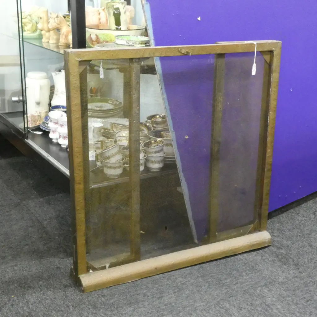 COPPER FIRE SCREEN W.700mm H.700mm Image 1++
