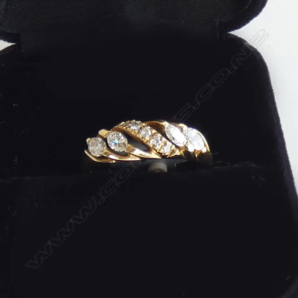 18ct YELLOW GOLD DIAMOND DRESS RING 0.53CT Image 1++