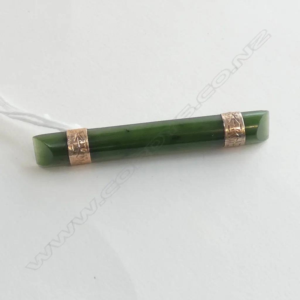 C1900 9CT GOLD & NEPHRITE COLONIAL BAR BROOCH Image 1++