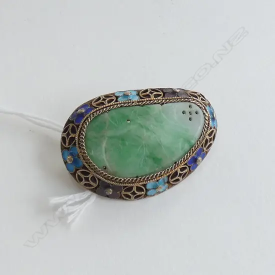 CHINESE SILVER GILT & JADE BROOCH