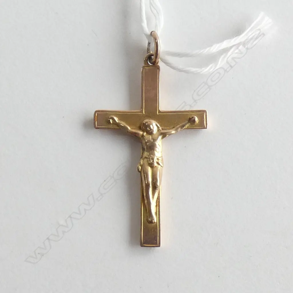 9CT GOLD CRUCIFIX  Image 1++
