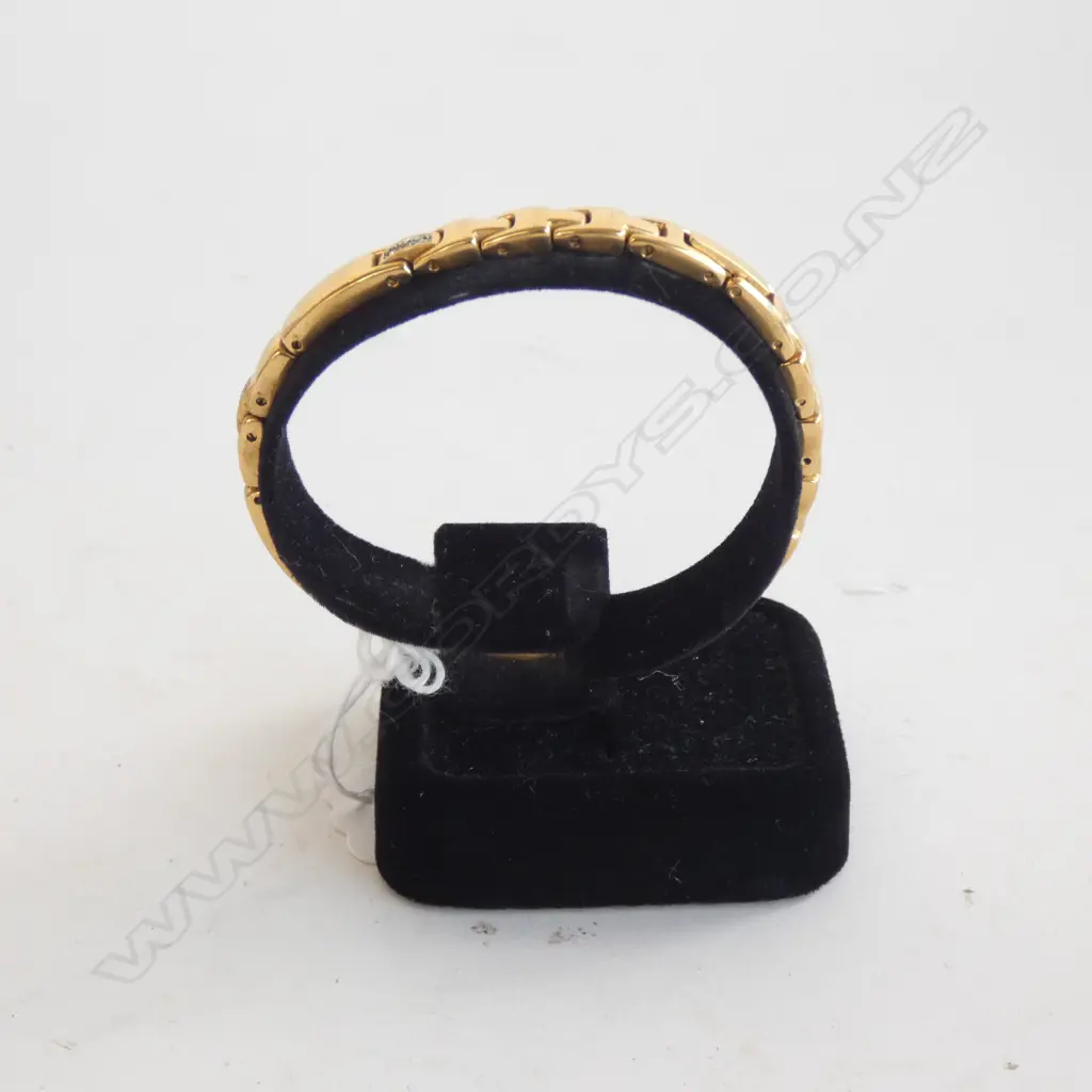GOLD PLATED BRACELET WITH FAUX DIAMONDS Image 1++
