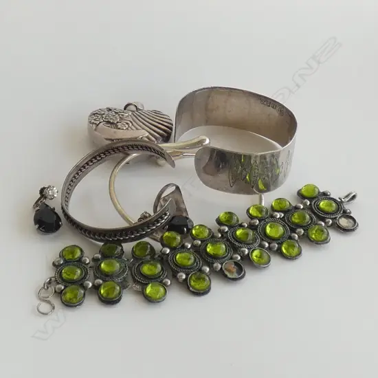 SM BAG COSTUME JEWELLERY