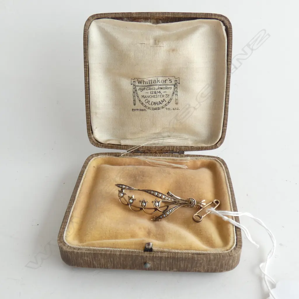 9CT GOLD & SEED PEARL LILY OF THE VALLEY BROOCH Image 1++