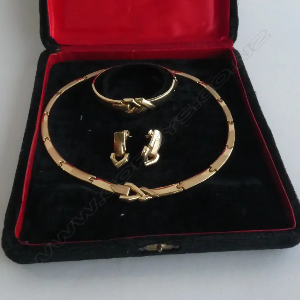 14CT GOLD JEWELLERY SUITE 57gm Image 1++