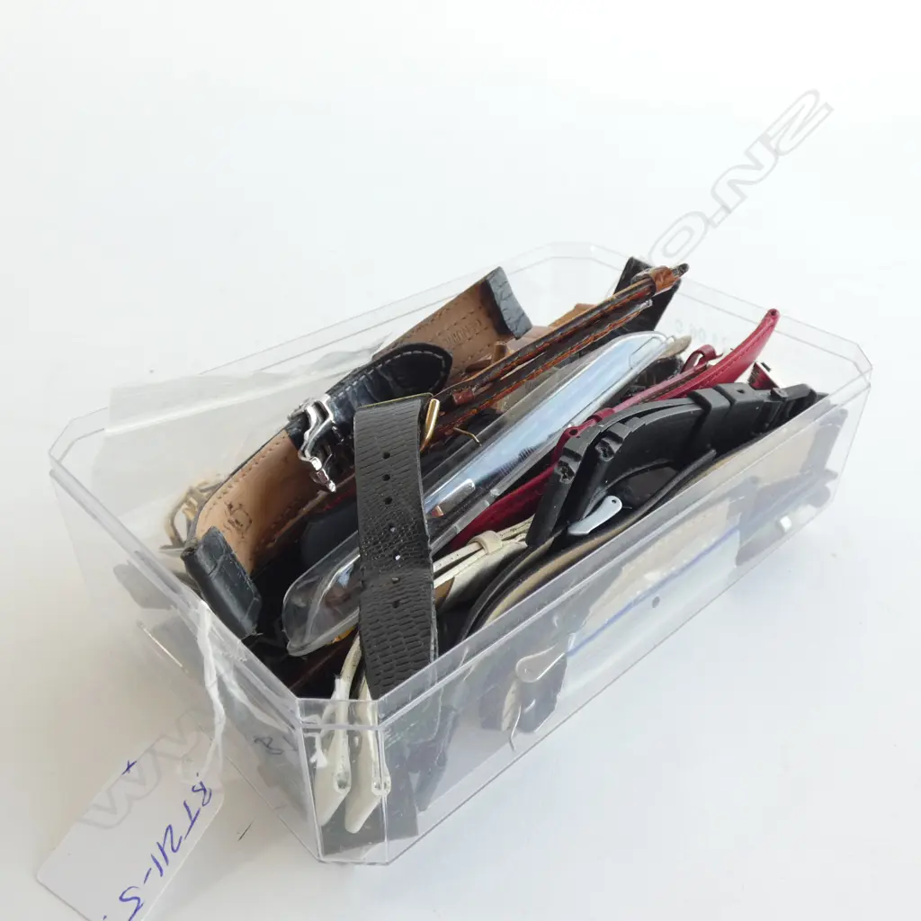 COLLECTION GENT'S LEATHER ETC WRISTWATCH STRAPS  Image 1++