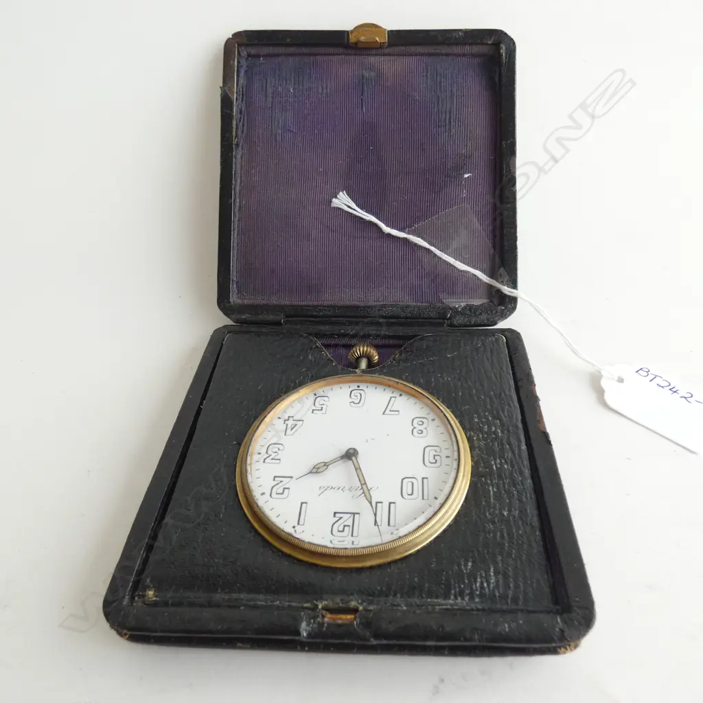 VINTAGE HARRODS OF LONDON SWISS TRAVEL CLOCK IN LEATHER CASE - WORKING CONDITION  Image 1++