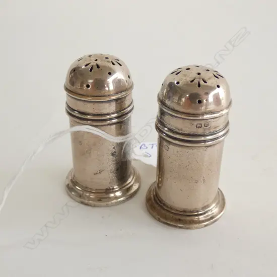PR SILVER PEPPERETTES BLUE GLASS LINERS Birm.1911